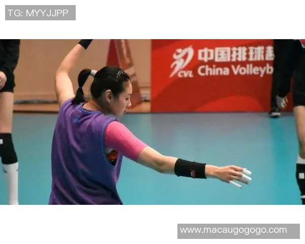 周娜的网球人生深度对话：从青涩少女到世界冠军的成长之路