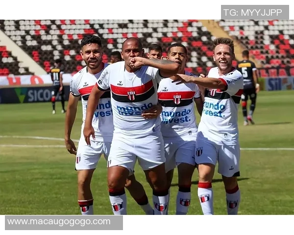 圣保罗与帕梅拉斯对决结果揭晓精彩瞬间回顾与分析