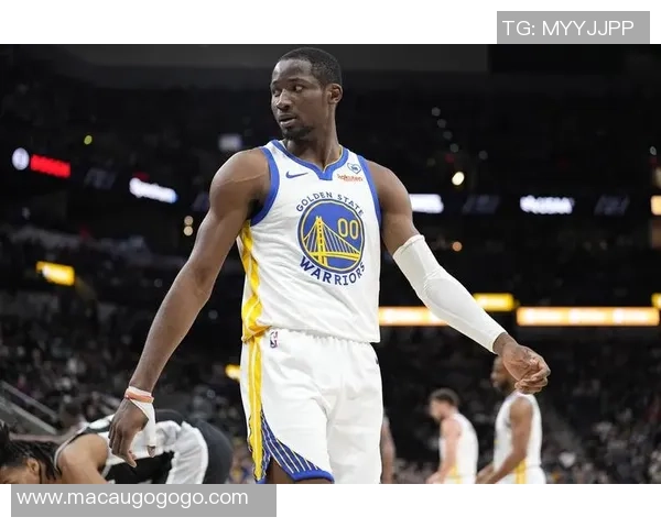 朱霍勒迪的篮球之路：从新秀到全明星的成长历程与辉煌成就